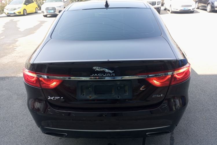 Used Jaguar XFL 2017 XFL 2.0T 240PS Luxury Edition
