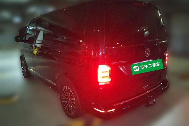 Used Volkswagen Multivan 2018 2.0 TSI Four-Wheel Drive Comfort Edition 7-Seater Rear Left 45 Deg