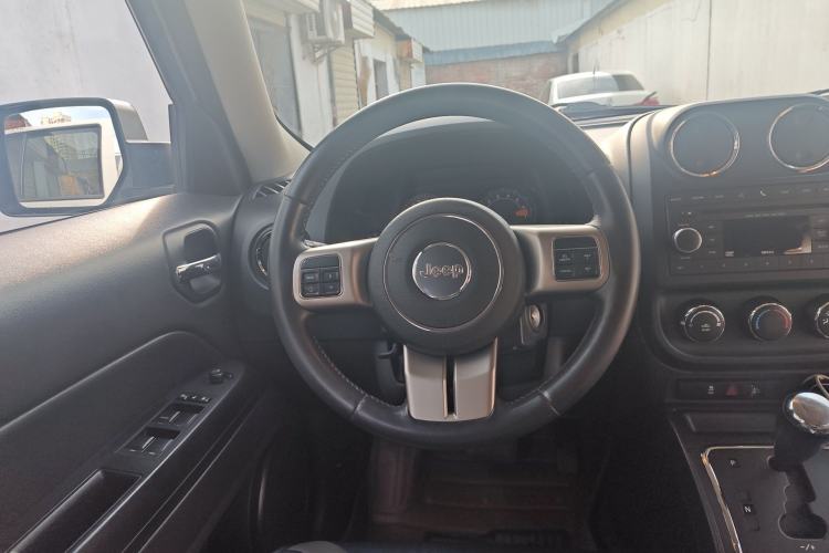 Used Jeep Patriot 2014 2.0L Sport Edition
