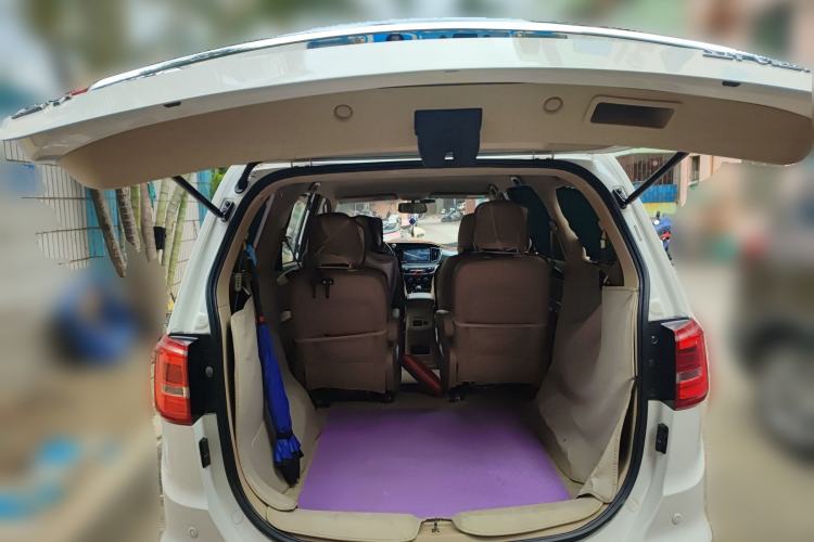 Used Baojun 730 2016 1.5T Manual Comfort Version 7 Seats