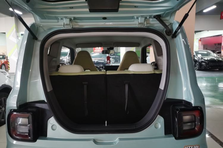 Used Geely Galaxy Panda 2023 Panda Mini 200km Endurance Bear
