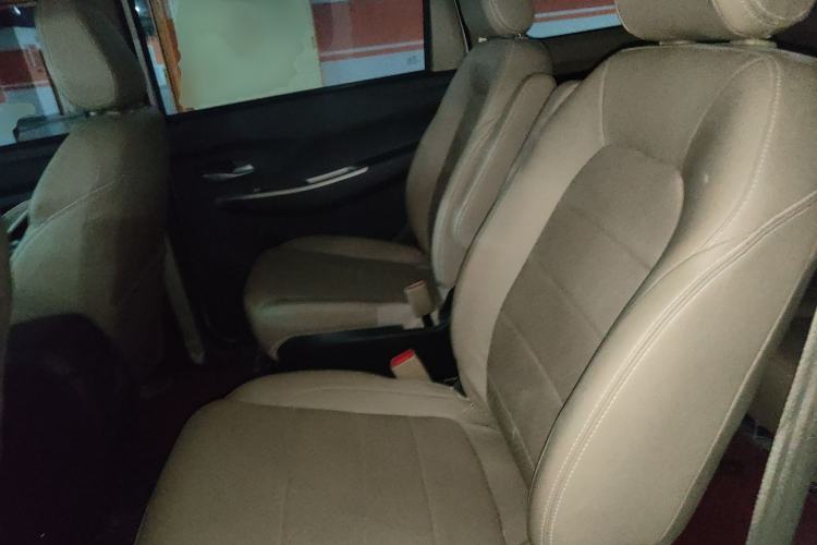 Used Wuling Hongguang 2021 1.5L Facelift S Comfort Version Hydraulic Power Steering LAR Interior 4