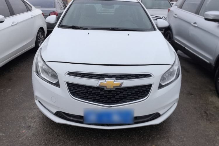 Used Chevrolet Cruze 2015 1.5L Classic SL MT Front