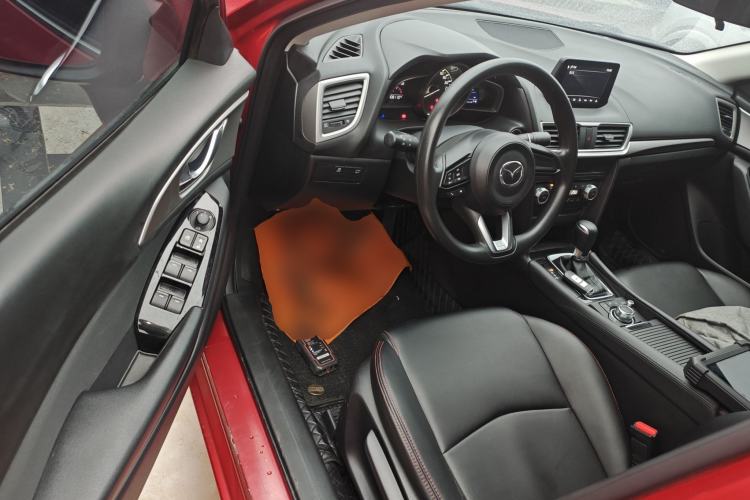 Used Mazda Mazda 3 Axela 2017 Sedan 1.5L Automatic Luxury Model Emission Standard China V