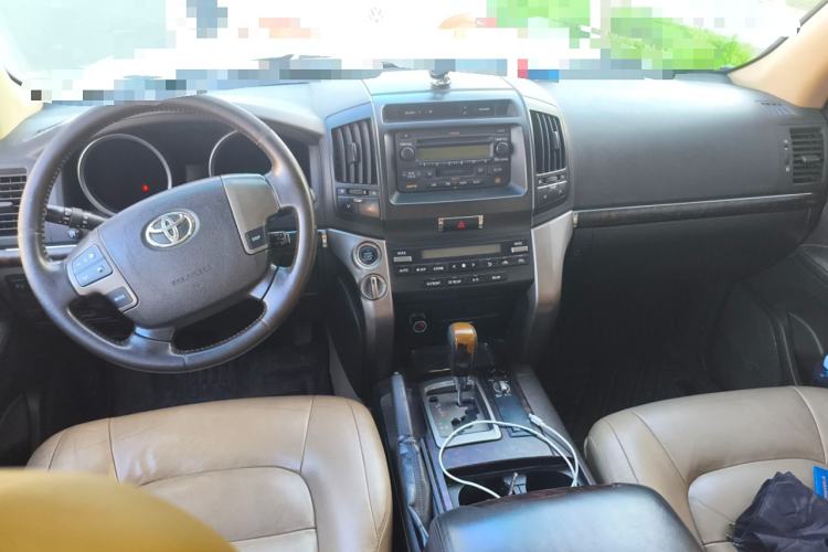 Used Toyota Land Cruiser 2010 4.7L Automatic VX
