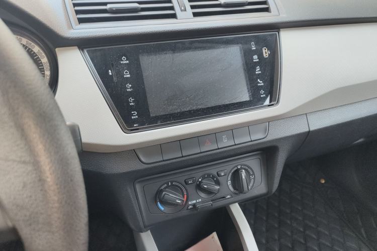 Used Skoda Fabia 2016 1.4L Automatic Car Enjoy Edition