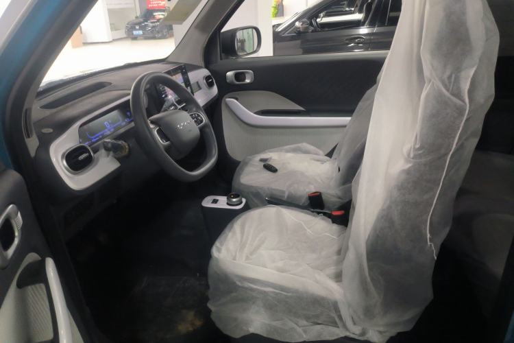 Used Livan Blue Balloon 2025 Model Dynamic Version Left Front Seat