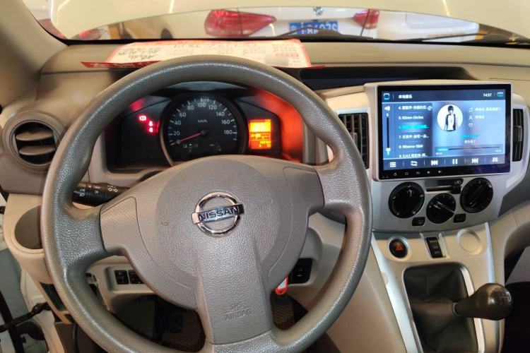 Used Nissan NV200 2016 Revised Version 1.6L Manual Luxury Edition