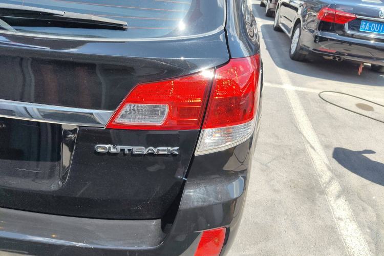 Used Subaru Outback 2013 2.5i Luxury Edition
