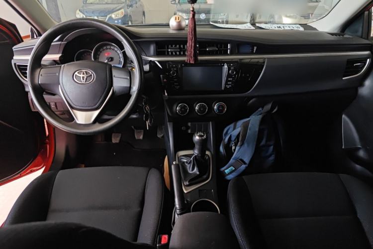 Used Toyota Levin 2014 1.6G Manual Elite Edition Center Console