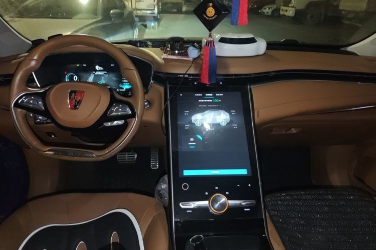 Used Roewe MARVEL X 2018 Rear-Drive Model Center Console