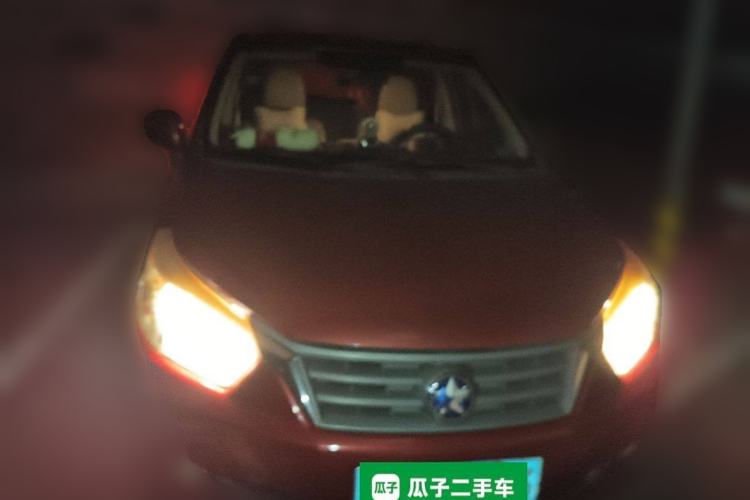 Used Venucia R50 2013 1.6L Automatic Luxury Edition
