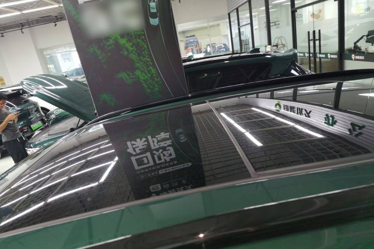 Used VOYAH FREE 2025 318 259 km All-Wheel-Drive Exploration Edition Roof