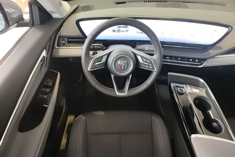 Used Buick E5 2025 Model 515KM First-Adoption Edition Steering Wheel