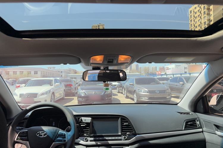 Used Hyundai Elantra (6th Generation / Lingdong) 2016 1.6L Automatic ZhiXuan – Elite Version Headliner