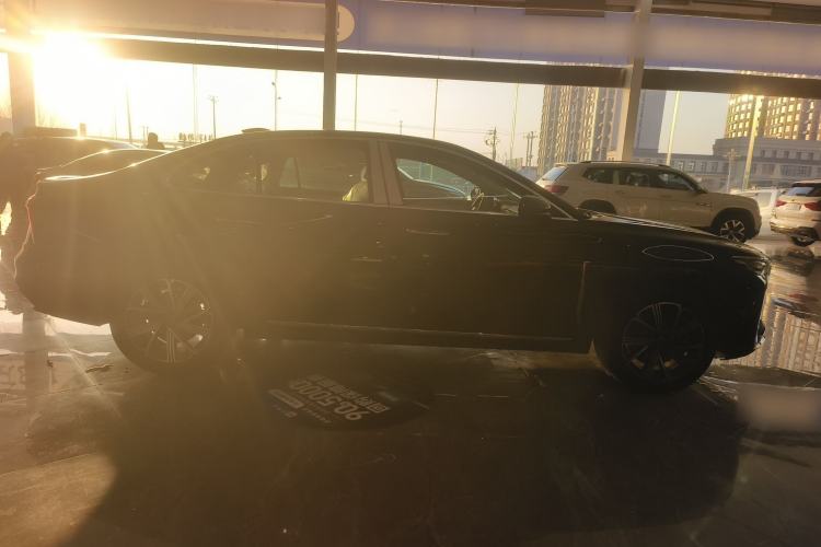 Used Hongqi H5 PHEV 2025 130 Super Hybrid Version