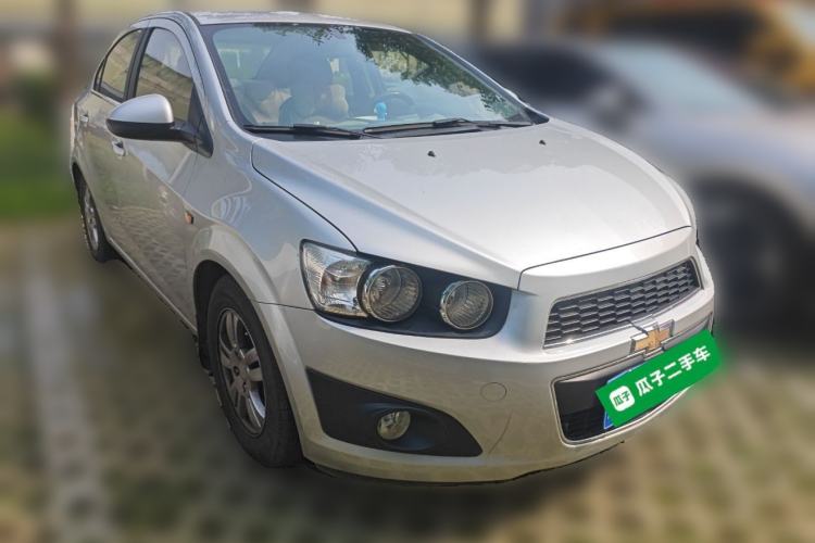 Used Chevrolet Aveo Sonic 2011 Sedan 1.4L Manual Transmission SE