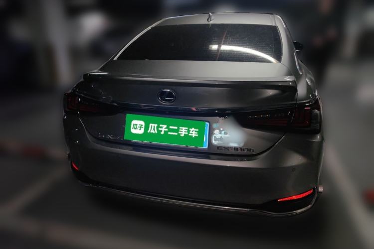 Used Lexus ES 2020 300h Premier Edition