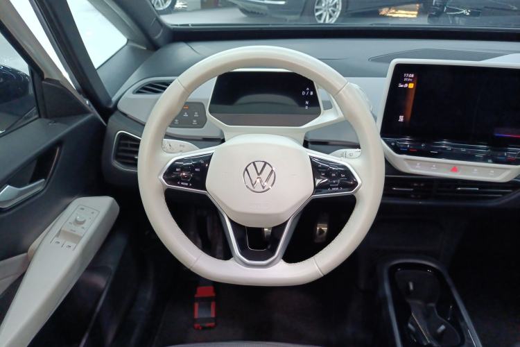 Used Volkswagen ID.3 2024 Pure & Smart Edition

