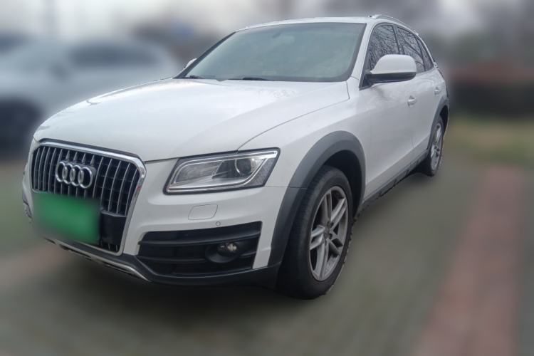 Used Audi Q5 2017 Plus 40 TFSI Technology Model