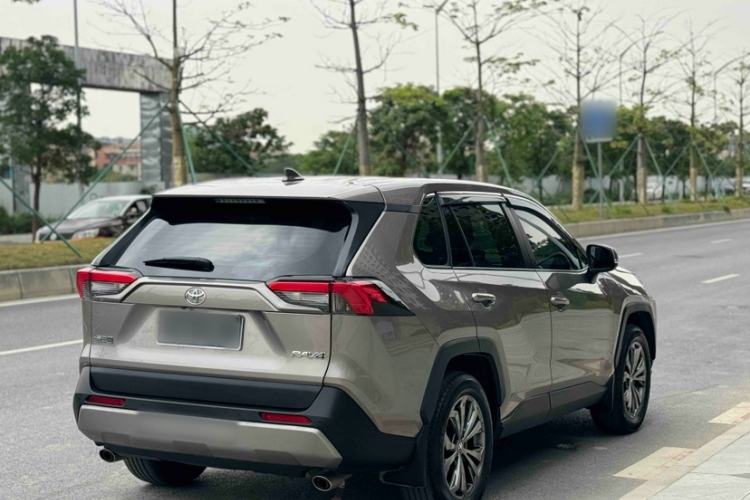 Used Toyota RAV4 2023 2.0L CVT Two-Wheel Drive Fashion Edition Exterior 7