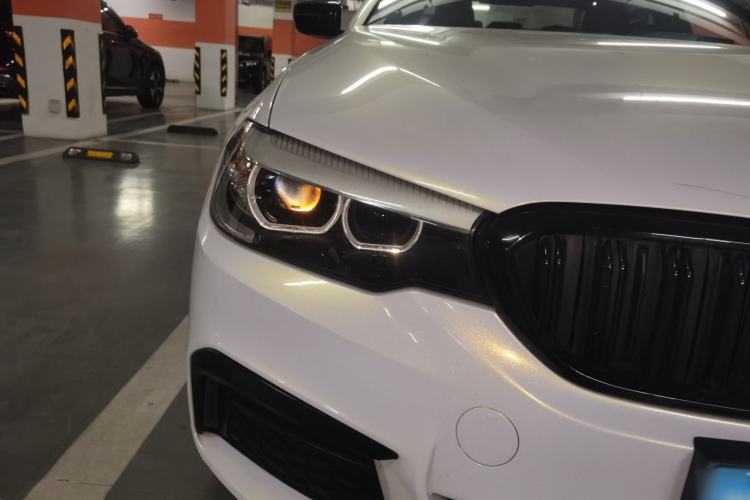 Used BMW 5 Series 2019 530Li Leading Model M Sport Package
