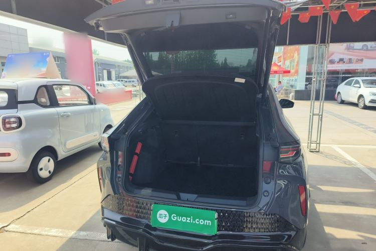 Used Volkswagen ID.UNYX 2024 Pro Long-Range Version