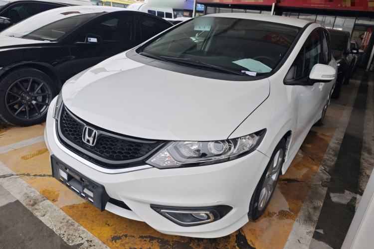 Used Honda Jade 2013 1.8L automatic Comfort version 5 seats
