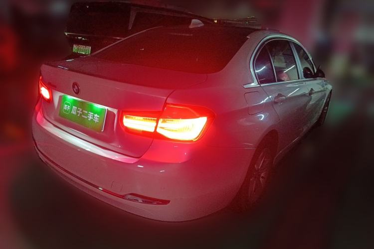 Used BMW 3 Series 2016 316Li Fashion Model
