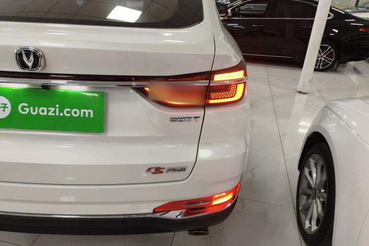 Used CHANGAN CS85 COUPE 2019 1.5T DCT Dynamic Version China VI Standard Right Rear Taillight