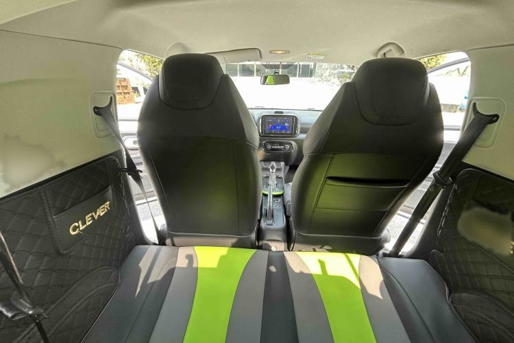 Used Roewe Clever 2021 302 km New Four-Seater Super-Efficient Version