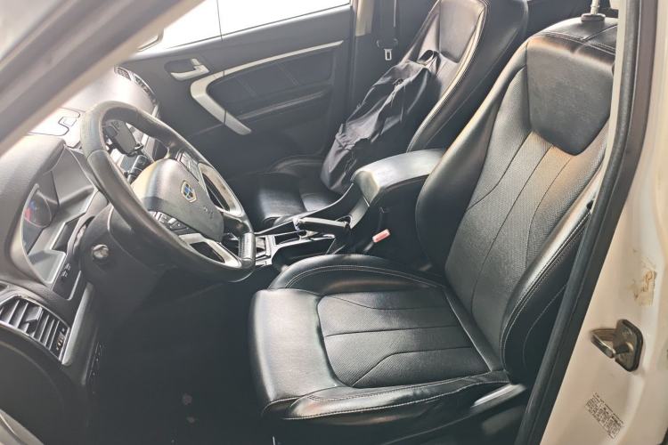 Used Geely Auto Emgrand 2016 Sedan 1.5L CVT Upward Version Left Front Seat