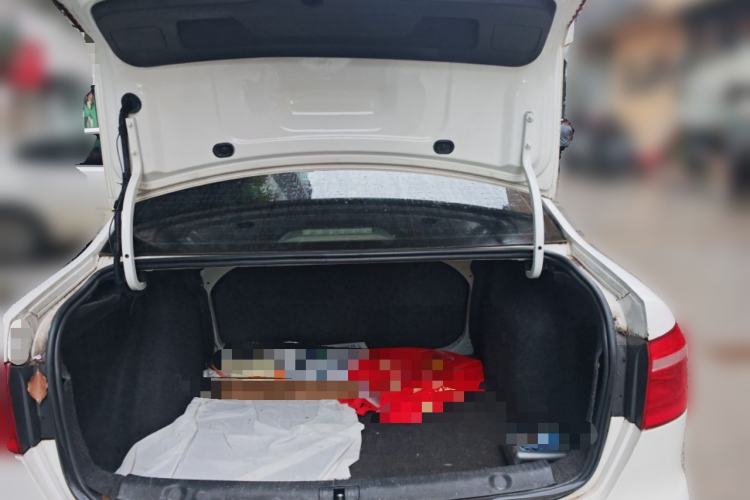 Used Volkswagen Lavida 2013 Revised Classic 1.6L Automatic Fashion Edition Trunk