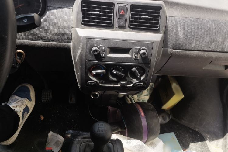 Used Wuling Rongguang 2021 1.5L Extended Standard Model Enclosed-Window Vehicle, Air-Conditioned Version, 2-seater LAR Audio And AC Panel