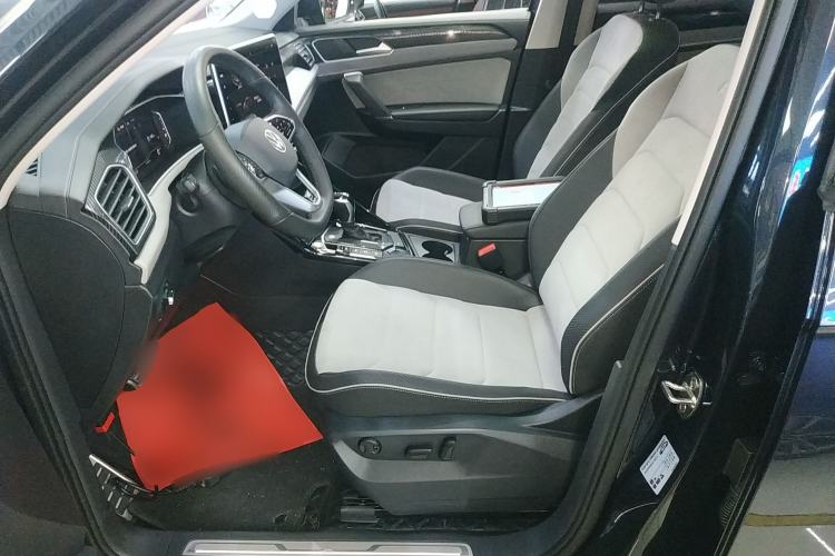 Used Volkswagen Tayron X 2023 330TSI Two-Wheel-Drive Prestige High-Energy Version Left Front Seat