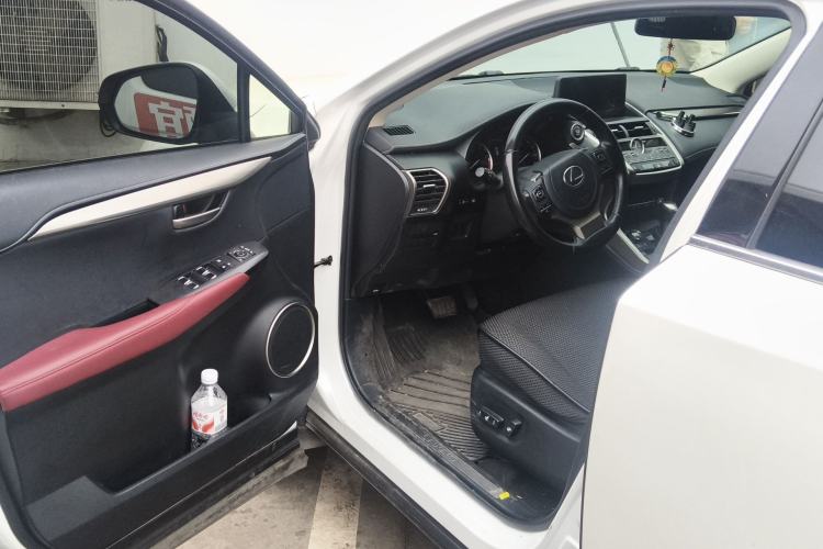 Used Lexus NX 2020 200 Front-Wheel Drive Vmotion Edition China VI Standard Driver Seat