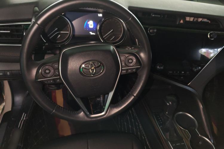 Used Toyota Camry 2019 2.5G Luxury Edition China V Standard Steering Wheel