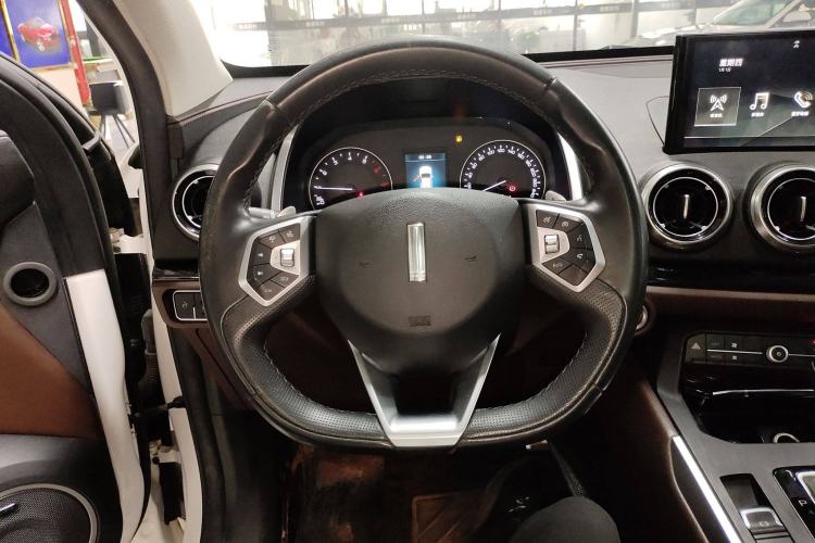 Used Wey VV5 2017 2.0T Ultra-Luxury Version