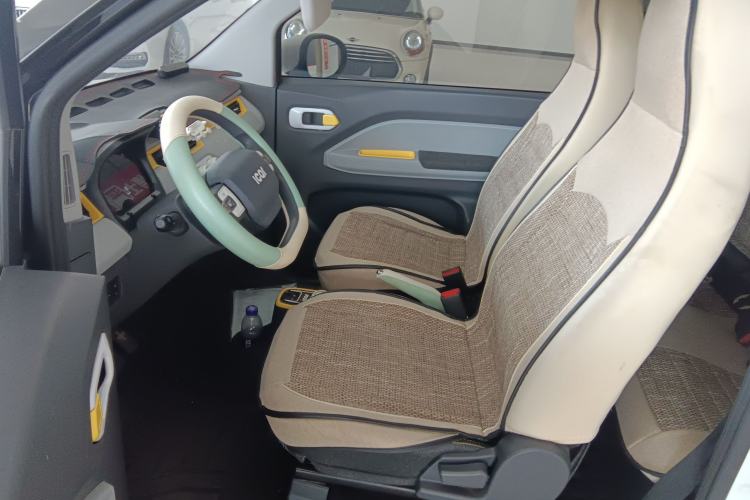 Used Chery QQ Ice Cream 2022 120km Conical Shape Lithium Iron Phosphate
