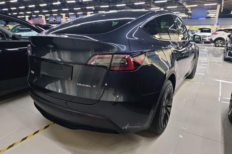 Used Tesla Model Y 2024 Rear-Wheel-Drive Version
