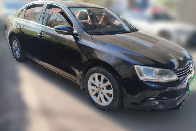 Used Volkswagen Sagitar 2012 1.6L Manual Comfort Model Front Right 45 Deg