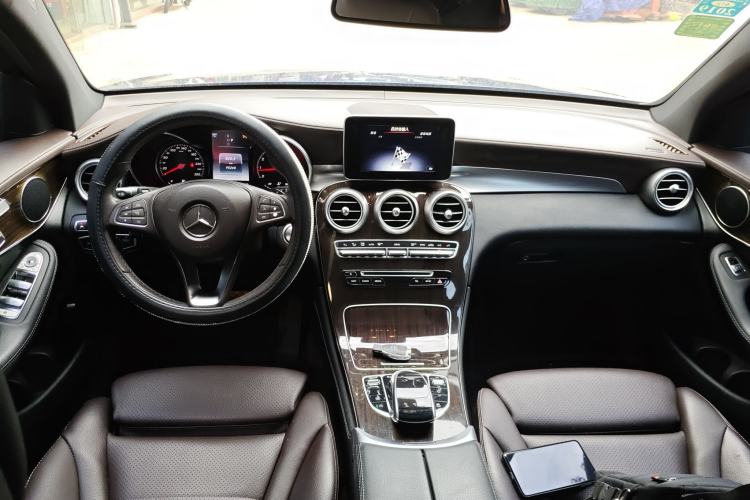 Used Mercedes-Benz GLC 2017 GLC 260 4MATIC Luxury Model
