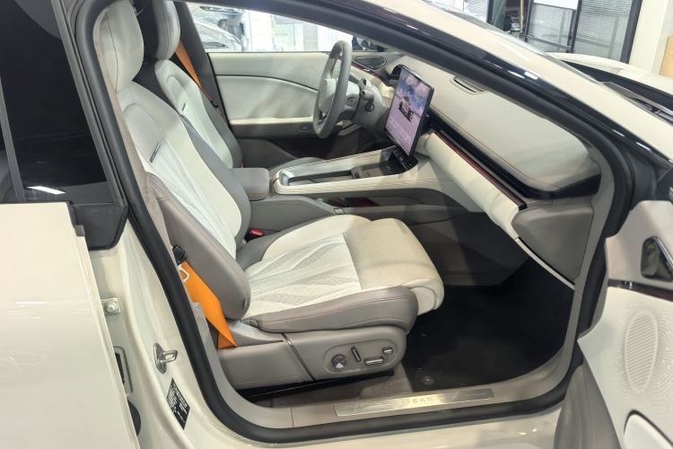 Used Zeekr 007GT 2025 Rear-Drive Intelligent Driving Version 75 kWh
