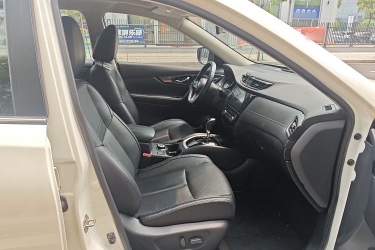 Used Nissan X-Trail 2020 2.5L XL ITS CVT 4WD Deluxe Navigation Edition Right Front Seat