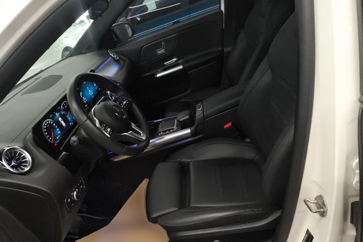 Used Mercedes-Benz GLA 2022 GLA 200 Left Front Seat