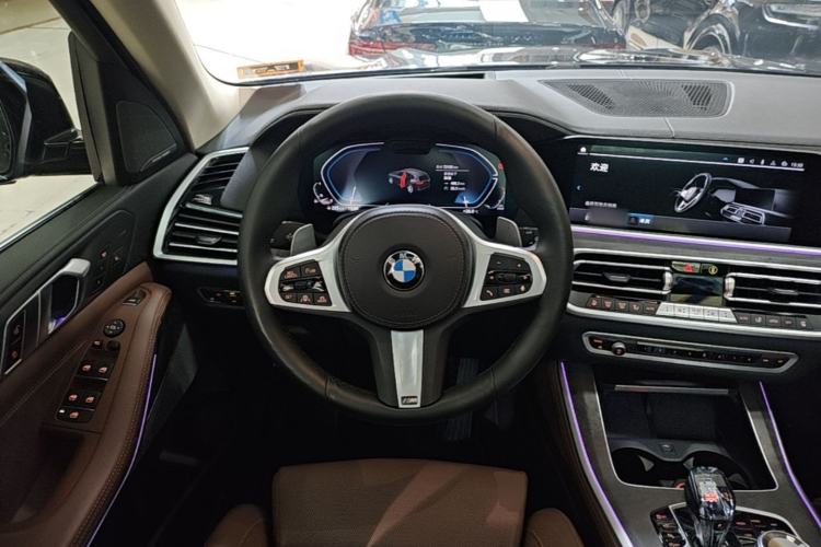 Used BMW X5 2022 xDrive40i Luxury Edition M Sport Package
