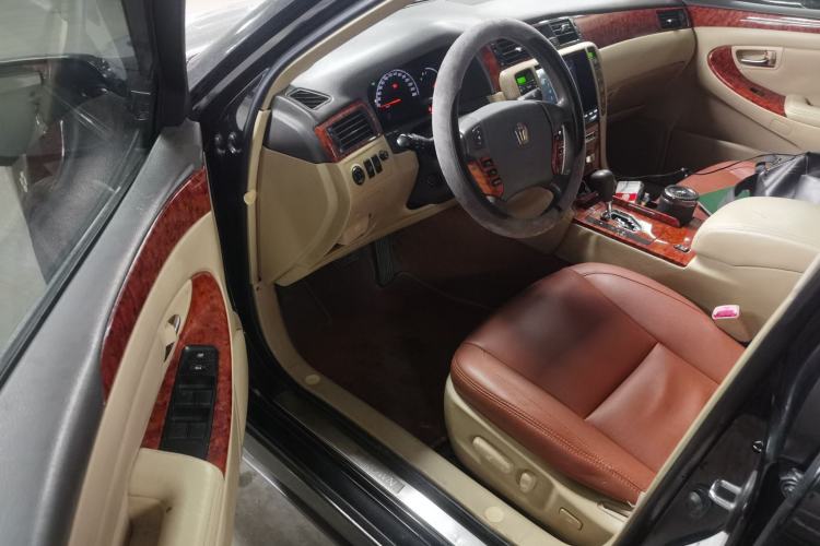 Used Toyota Crown 2005 2.5L Royal Driver Seat