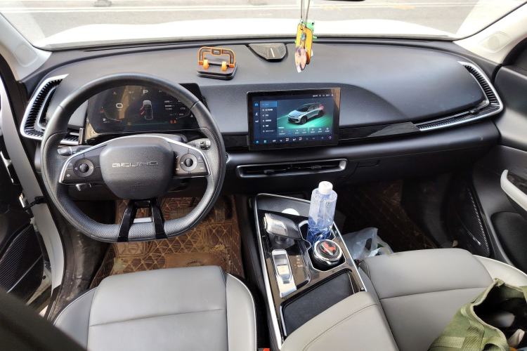 Used BAIC Rubik 2022 1.5T DCT Golden Edition Interior 2