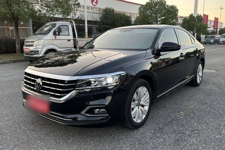 Used Volkswagen Passat 2020 Facelift 330TSI Elite Edition China VI Standard