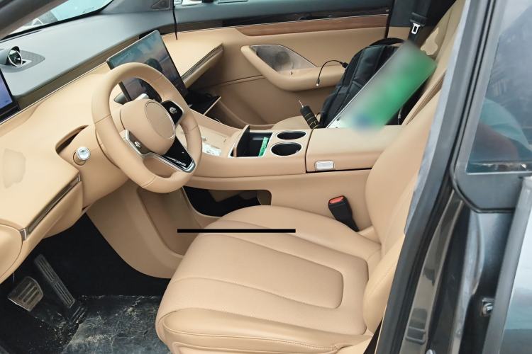 Used Hima Luxeed R7 2024 All-Electric 667 km Max